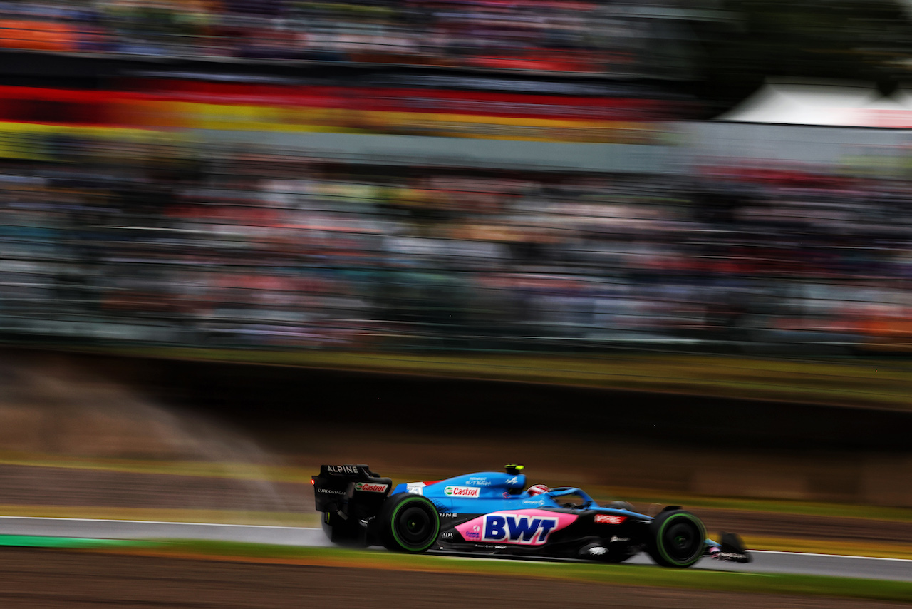 GP GIAPPONE, Esteban Ocon (FRA) Alpine F1 Team A522.
09.10.2022. Formula 1 World Championship, Rd 18, Japanese Grand Prix, Suzuka, Japan, Gara Day.
 - www.xpbimages.com, EMail: requests@xpbimages.com © Copyright: Coates / XPB Images
