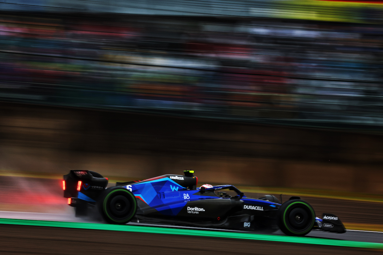 GP GIAPPONE, Nicholas Latifi (CDN) Williams Racing FW44.
09.10.2022. Formula 1 World Championship, Rd 18, Japanese Grand Prix, Suzuka, Japan, Gara Day.
 - www.xpbimages.com, EMail: requests@xpbimages.com © Copyright: Coates / XPB Images
