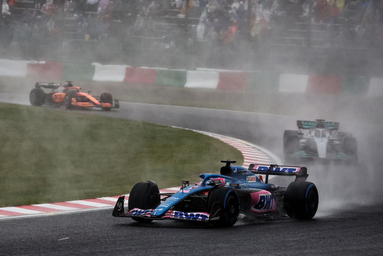 GP GIAPPONE, Fernando Alonso (ESP) Alpine F1 Team A522.
09.10.2022. Formula 1 World Championship, Rd 18, Japanese Grand Prix, Suzuka, Japan, Gara Day.
 - www.xpbimages.com, EMail: requests@xpbimages.com © Copyright: Coates / XPB Images