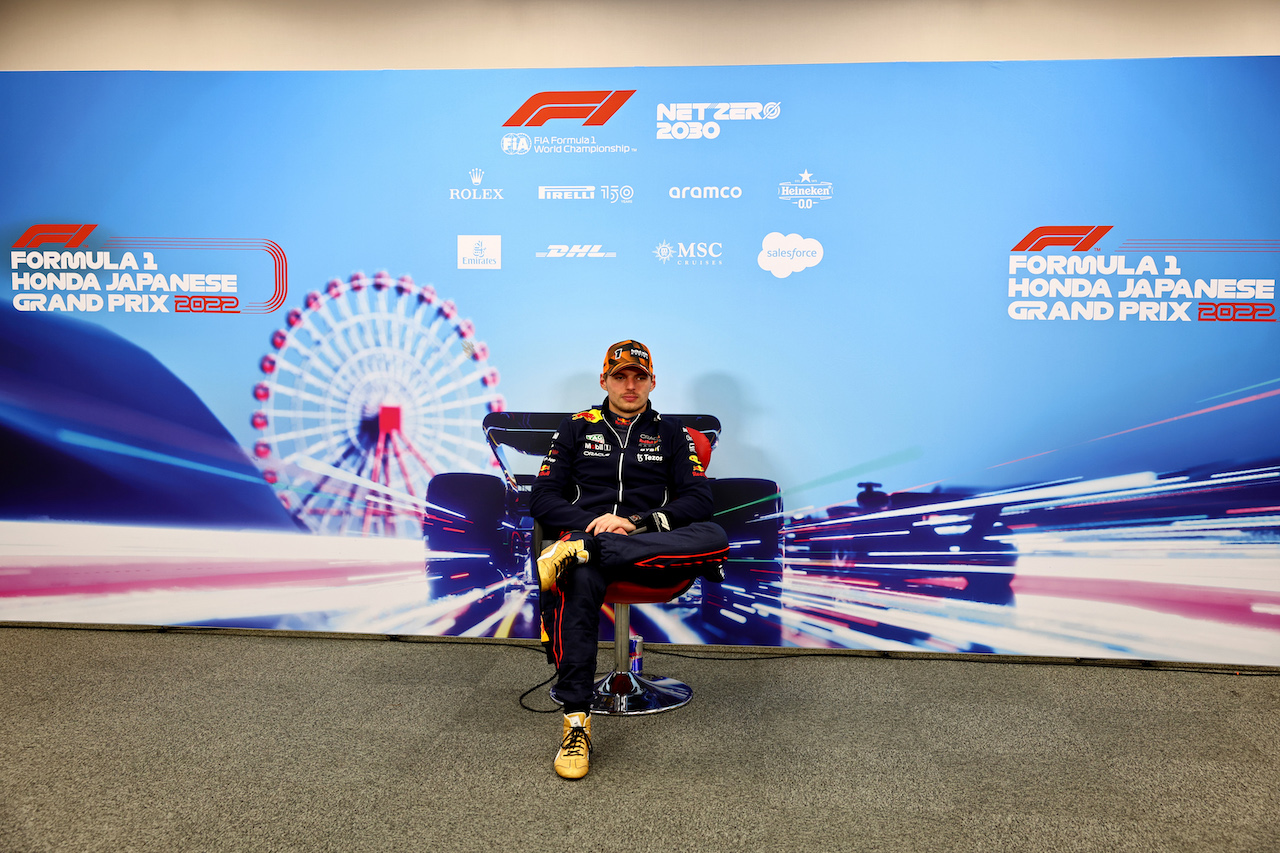 GP GIAPPONE, Gara winner e World Champion Max Verstappen (NLD) Red Bull Racing in the post race FIA Press Conference.
09.10.2022. Formula 1 World Championship, Rd 18, Japanese Grand Prix, Suzuka, Japan, Gara Day.
- www.xpbimages.com, EMail: requests@xpbimages.com © Copyright: Batchelor / XPB Images