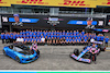 GP GIAPPONE, Esteban Ocon (FRA) Alpine F1 Team e Fernando Alonso (ESP) Alpine F1 Team at a team photograph.
09.10.2022. Formula 1 World Championship, Rd 18, Japanese Grand Prix, Suzuka, Japan, Gara Day.
- www.xpbimages.com, EMail: requests@xpbimages.com © Copyright: Batchelor / XPB Images