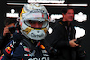 GP GIAPPONE, Gara winner Max Verstappen (NLD) Red Bull Racing celebrates in parc ferme.
09.10.2022. Formula 1 World Championship, Rd 18, Japanese Grand Prix, Suzuka, Japan, Gara Day.
 - www.xpbimages.com, EMail: requests@xpbimages.com © Copyright: Coates / XPB Images