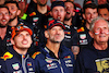 GP GIAPPONE, (L to R): Gara winner Max Verstappen (NLD) Red Bull Racing celebrates winning the World Championship with Adrian Newey (GBR) Red Bull Racing Chief Technical Officer; Dr Helmut Marko (AUT) Red Bull Motorsport Consultant e the team.
09.10.2022. Formula 1 World Championship, Rd 18, Japanese Grand Prix, Suzuka, Japan, Gara Day.
- www.xpbimages.com, EMail: requests@xpbimages.com © Copyright: Batchelor / XPB Images