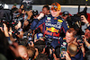 GP GIAPPONE, Gara winner Max Verstappen (NLD) Red Bull Racing celebrates winning the World Championship with the team.
09.10.2022. Formula 1 World Championship, Rd 18, Japanese Grand Prix, Suzuka, Japan, Gara Day.
- www.xpbimages.com, EMail: requests@xpbimages.com © Copyright: Batchelor / XPB Images