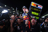 GP GIAPPONE, Gara winner Max Verstappen (NLD) Red Bull Racing celebrates winning the World Championship with the team.
09.10.2022. Formula 1 World Championship, Rd 18, Japanese Grand Prix, Suzuka, Japan, Gara Day.
 - www.xpbimages.com, EMail: requests@xpbimages.com © Copyright: Coates / XPB Images