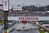 GP GIAPPONE, Max Verstappen (NLD) Red Bull Racing RB18 e Charles Leclerc (MON) Ferrari F1-75 battle for the lead at the partenza of the race.
09.10.2022. Formula 1 World Championship, Rd 18, Japanese Grand Prix, Suzuka, Japan, Gara Day.
- www.xpbimages.com, EMail: requests@xpbimages.com © Copyright: Batchelor / XPB Images