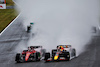 GP GIAPPONE, Max Verstappen (NLD) Red Bull Racing RB18 e Charles Leclerc (MON) Ferrari F1-75 battle for the lead at the partenza of the race.
09.10.2022. Formula 1 World Championship, Rd 18, Japanese Grand Prix, Suzuka, Japan, Gara Day.
- www.xpbimages.com, EMail: requests@xpbimages.com © Copyright: Batchelor / XPB Images
