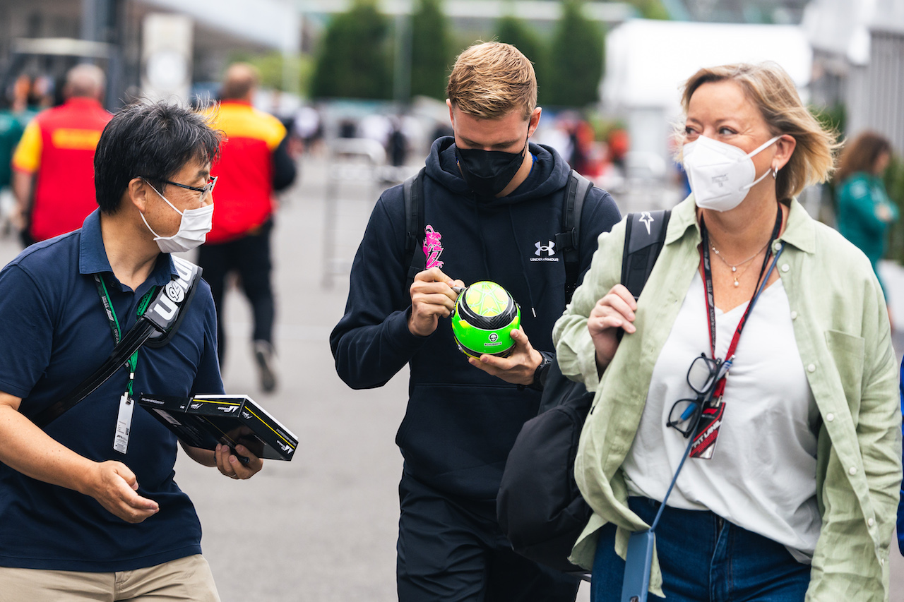 GP GIAPPONE, Mick Schumacher (GER) Haas F1 Team.
06.10.2022. Formula 1 World Championship, Rd 18, Japanese Grand Prix, Suzuka, Japan, Preparation Day.
- www.xpbimages.com, EMail: requests@xpbimages.com © Copyright: Bearne / XPB Images