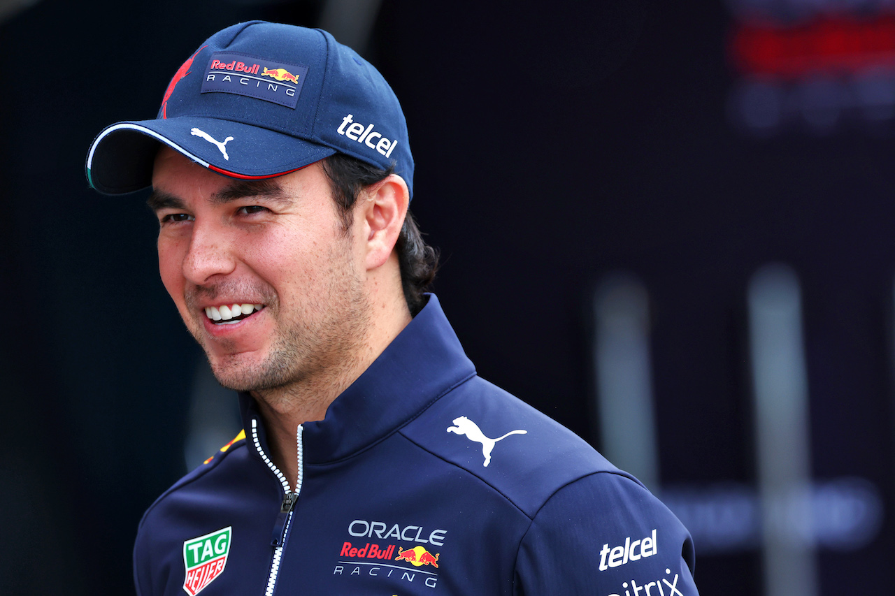 GP GIAPPONE, Sergio Perez (MEX) Red Bull Racing.
06.10.2022. Formula 1 World Championship, Rd 18, Japanese Grand Prix, Suzuka, Japan, Preparation Day.
 - www.xpbimages.com, EMail: requests@xpbimages.com © Copyright: Coates / XPB Images