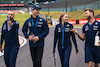 GP GIAPPONE, Nicholas Latifi (CDN) Williams Racing walks the circuit with the team.
06.10.2022. Formula 1 World Championship, Rd 18, Japanese Grand Prix, Suzuka, Japan, Preparation Day.
- www.xpbimages.com, EMail: requests@xpbimages.com © Copyright: Bearne / XPB Images