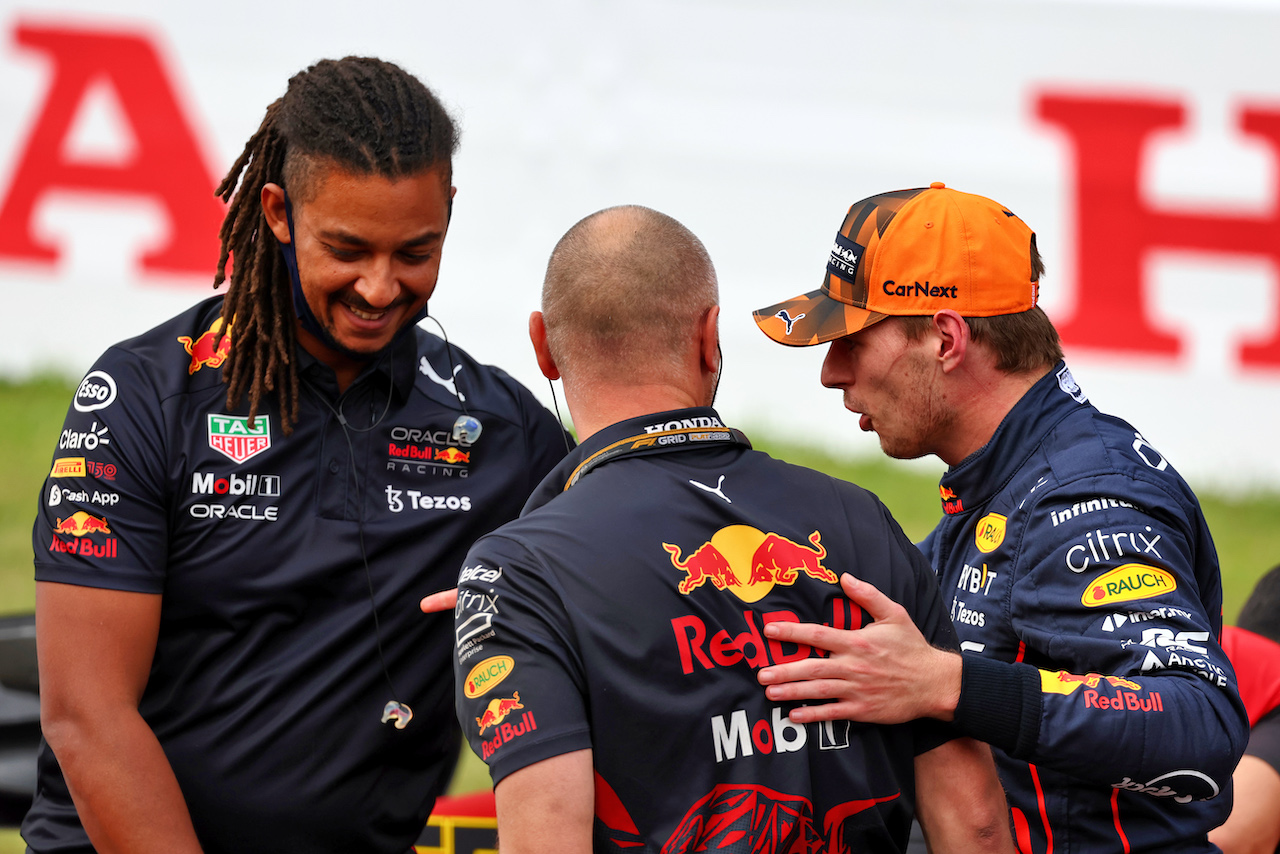 GP GIAPPONE, Max Verstappen (NLD) Red Bull Racing RB18 in qualifying parc ferme.
08.10.2022. Formula 1 World Championship, Rd 18, Japanese Grand Prix, Suzuka, Japan, Qualifiche Day.
- www.xpbimages.com, EMail: requests@xpbimages.com © Copyright: Batchelor / XPB Images