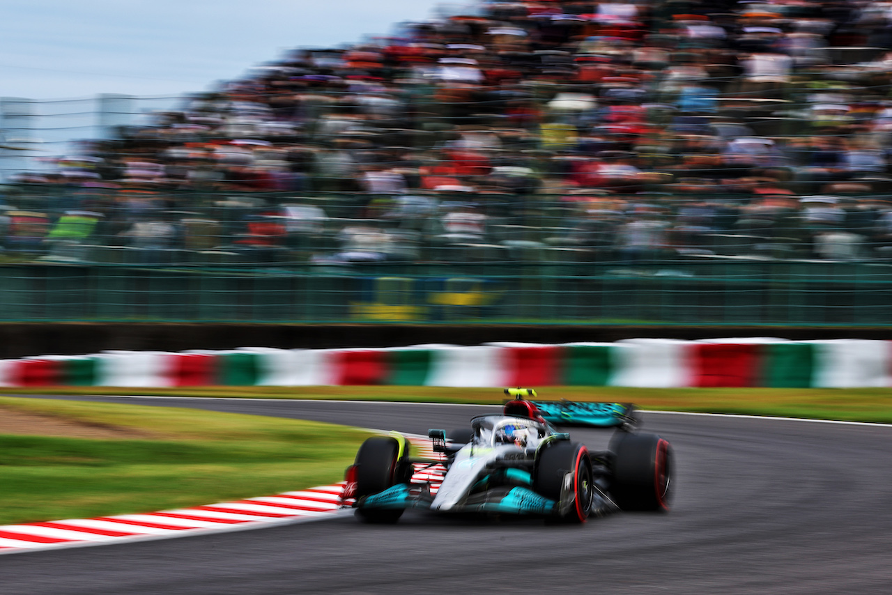 GP GIAPPONE, Lewis Hamilton (GBR) Mercedes AMG F1 W13.
08.10.2022. Formula 1 World Championship, Rd 18, Japanese Grand Prix, Suzuka, Japan, Qualifiche Day.
 - www.xpbimages.com, EMail: requests@xpbimages.com © Copyright: Coates / XPB Images