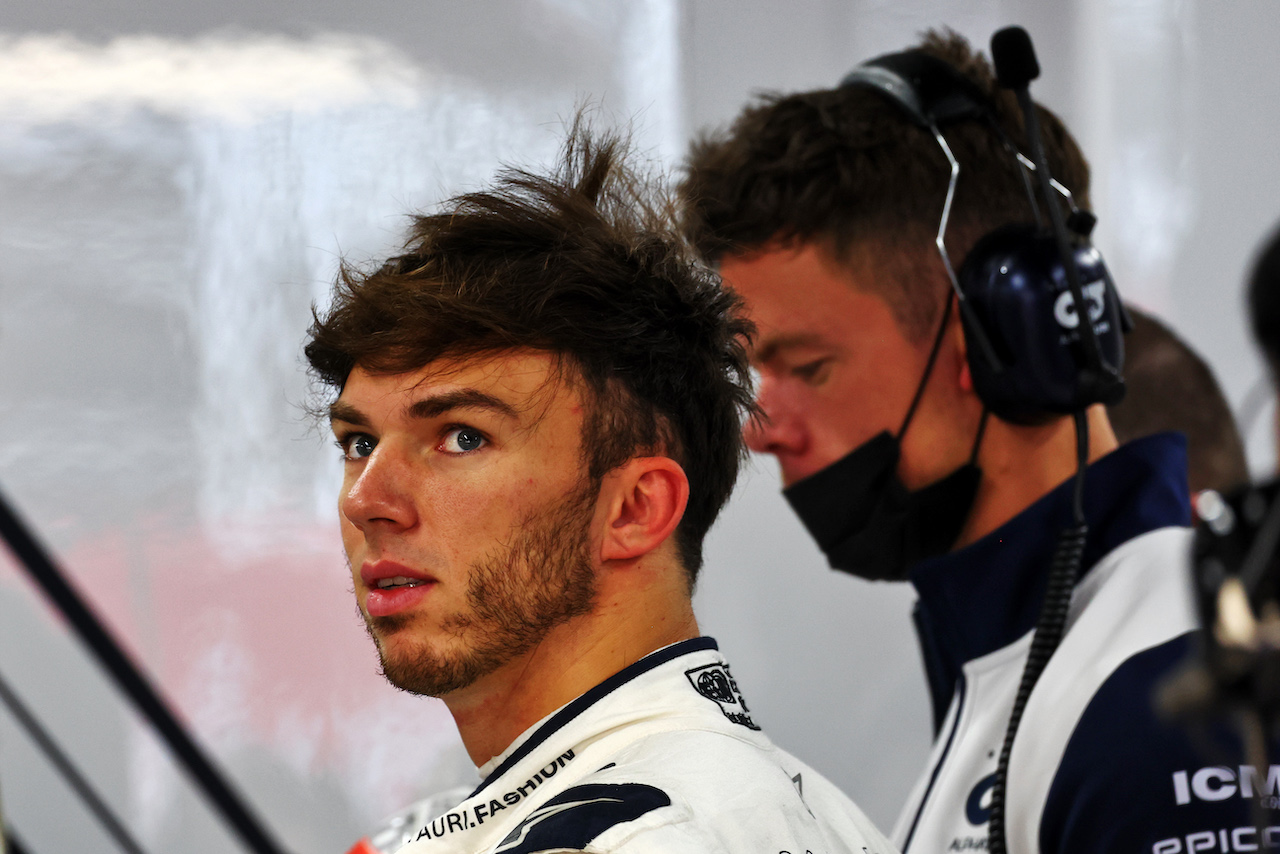 GP GIAPPONE, Pierre Gasly (FRA) AlphaTauri.
07.10.2022. Formula 1 World Championship, Rd 18, Japanese Grand Prix, Suzuka, Japan, Practice Day.
 - www.xpbimages.com, EMail: requests@xpbimages.com © Copyright: Coates / XPB Images