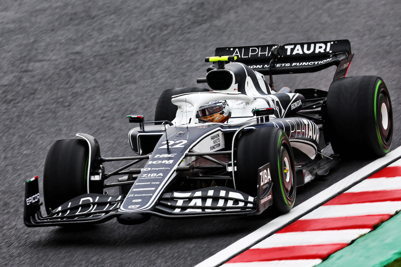 GP GIAPPONE, Yuki Tsunoda (JPN) AlphaTauri AT03.
07.10.2022. Formula 1 World Championship, Rd 18, Japanese Grand Prix, Suzuka, Japan, Practice Day.
 - www.xpbimages.com, EMail: requests@xpbimages.com © Copyright: Coates / XPB Images