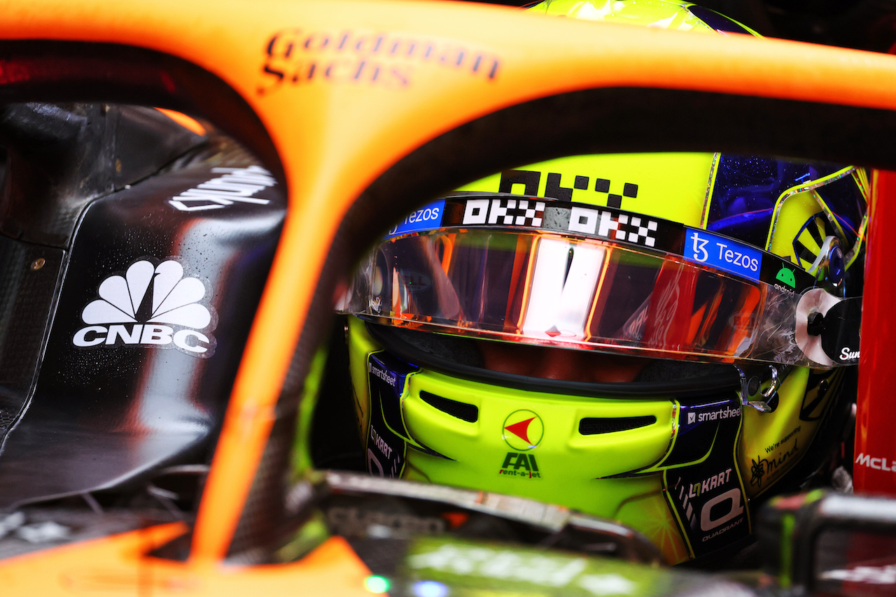 GP GIAPPONE, Lando Norris (GBR) McLaren MCL36.
07.10.2022. Formula 1 World Championship, Rd 18, Japanese Grand Prix, Suzuka, Japan, Practice Day.
- www.xpbimages.com, EMail: requests@xpbimages.com © Copyright: Batchelor / XPB Images