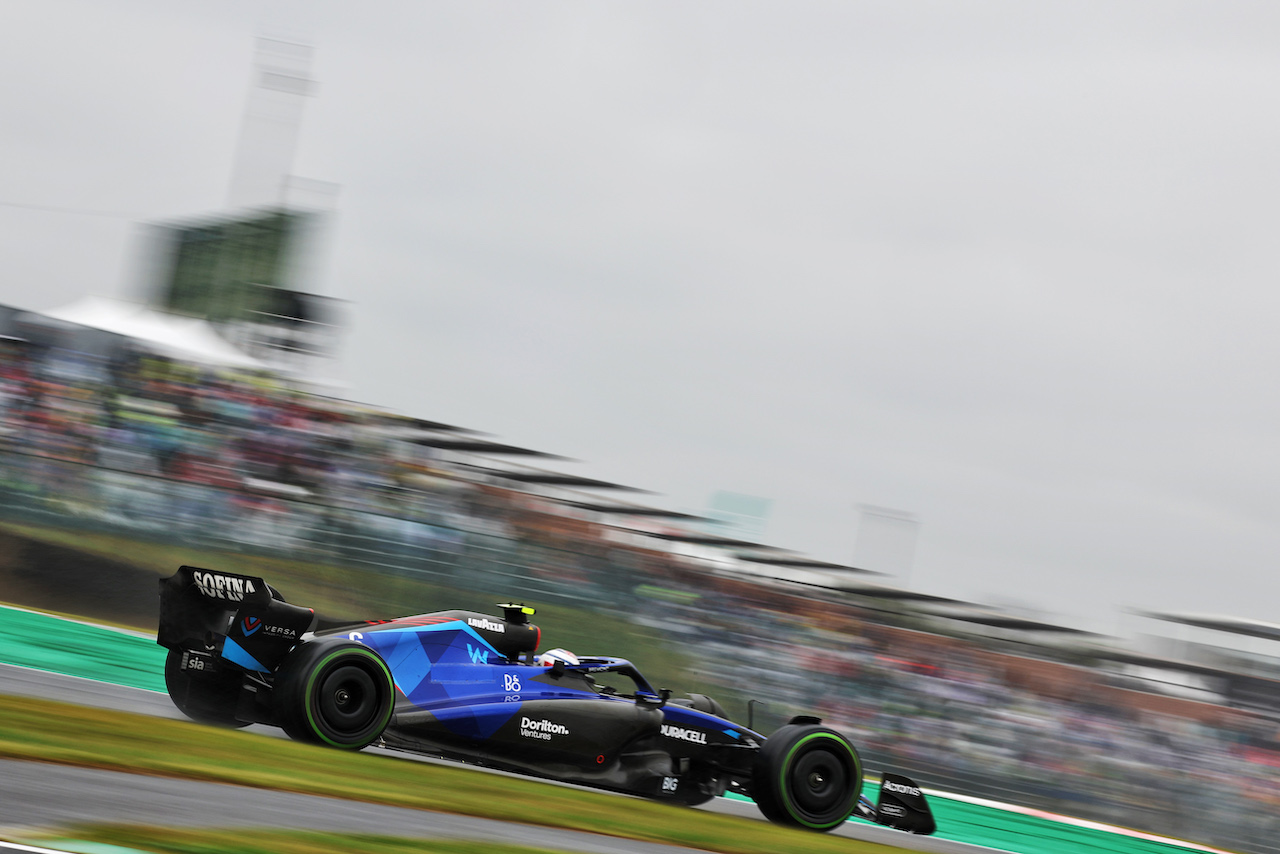 GP GIAPPONE, Nicholas Latifi (CDN) Williams Racing FW44.
07.10.2022. Formula 1 World Championship, Rd 18, Japanese Grand Prix, Suzuka, Japan, Practice Day.
- www.xpbimages.com, EMail: requests@xpbimages.com © Copyright: Bearne / XPB Images