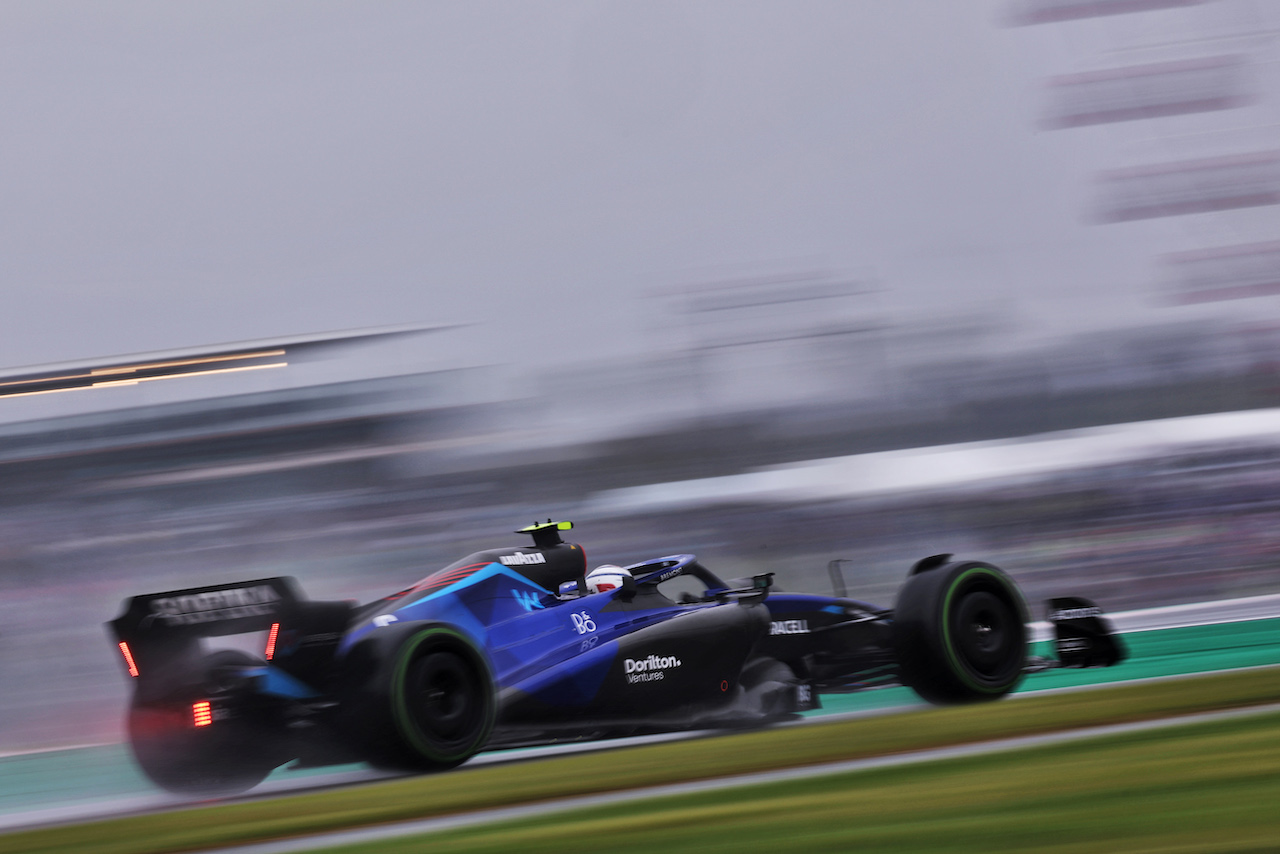 GP GIAPPONE, Nicholas Latifi (CDN) Williams Racing FW44.
07.10.2022. Formula 1 World Championship, Rd 18, Japanese Grand Prix, Suzuka, Japan, Practice Day.
- www.xpbimages.com, EMail: requests@xpbimages.com © Copyright: Bearne / XPB Images