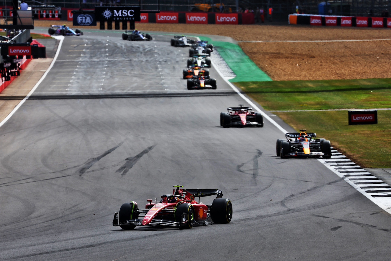 GP GRAN BRETAGNA, Carlos Sainz Jr (ESP) Ferrari F1-75.
03.07.2022. Formula 1 World Championship, Rd 10, British Grand Prix, Silverstone, England, Gara Day.
- www.xpbimages.com, EMail: requests@xpbimages.com © Copyright: Batchelor / XPB Images