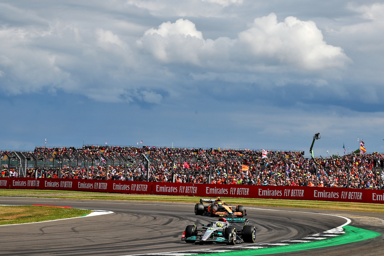 GP GRAN BRETAGNA, Lewis Hamilton (GBR) Mercedes AMG F1 W13.
03.07.2022. Formula 1 World Championship, Rd 10, British Grand Prix, Silverstone, England, Gara Day.
 - www.xpbimages.com, EMail: requests@xpbimages.com © Copyright: Coates / XPB Images