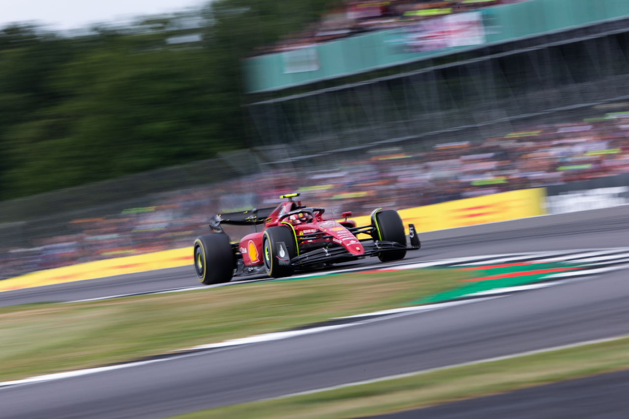 GP GRAN BRETAGNA, Carlos Sainz Jr (ESP) Ferrari F1-75.
03.07.2022. Formula 1 World Championship, Rd 10, British Grand Prix, Silverstone, England, Gara Day.
- www.xpbimages.com, EMail: requests@xpbimages.com © Copyright: Rew / XPB Images