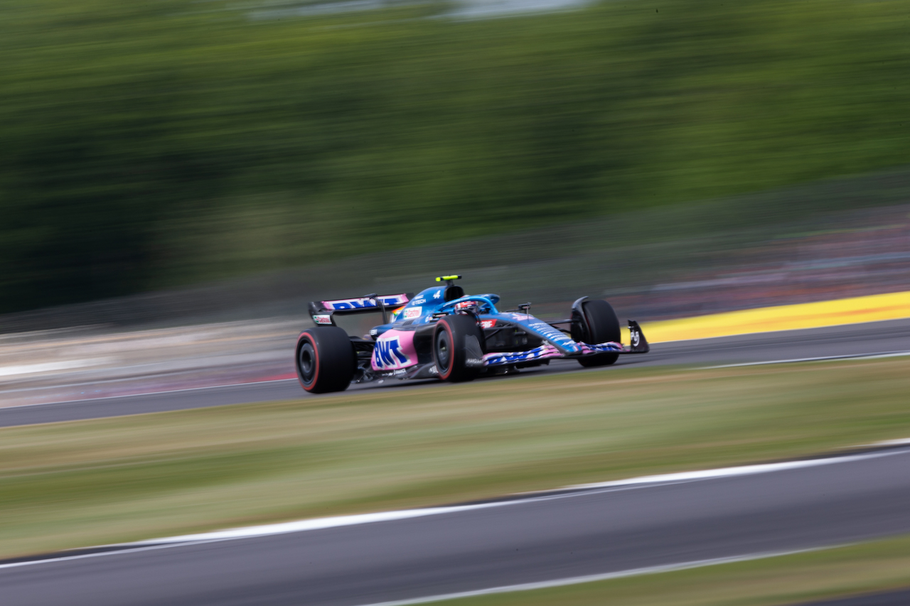 GP GRAN BRETAGNA, Esteban Ocon (FRA) Alpine F1 Team A522.
03.07.2022. Formula 1 World Championship, Rd 10, British Grand Prix, Silverstone, England, Gara Day.
- www.xpbimages.com, EMail: requests@xpbimages.com © Copyright: Rew / XPB Images