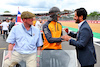GP GRAN BRETAGNA, Daniel Ricciardo (AUS) McLaren with Mohammed Bin Sulayem (UAE) FIA President on the drivers parade.
03.07.2022. Formula 1 World Championship, Rd 10, British Grand Prix, Silverstone, England, Gara Day.
- www.xpbimages.com, EMail: requests@xpbimages.com © Copyright: Batchelor / XPB Images