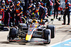 GP GRAN BRETAGNA, Max Verstappen (NLD) Red Bull Racing RB18 makes a pit stop.
03.07.2022. Formula 1 World Championship, Rd 10, British Grand Prix, Silverstone, England, Gara Day.
- www.xpbimages.com, EMail: requests@xpbimages.com © Copyright: Batchelor / XPB Images