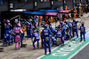 GP GRAN BRETAGNA, Fernando Alonso (ESP) Alpine F1 Team A522 makes a pit stop.
03.07.2022. Formula 1 World Championship, Rd 10, British Grand Prix, Silverstone, England, Gara Day.
- www.xpbimages.com, EMail: requests@xpbimages.com © Copyright: Batchelor / XPB Images