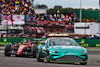 GP GRAN BRETAGNA, Charles Leclerc (MON) Ferrari F1-75 davanti a behind the Aston Martin FIA Safety Car.
03.07.2022. Formula 1 World Championship, Rd 10, British Grand Prix, Silverstone, England, Gara Day.
- www.xpbimages.com, EMail: requests@xpbimages.com © Copyright: Moy / XPB Images