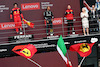 GP GRAN BRETAGNA, Carlos Sainz Jr (ESP) Ferrari F1-75 e Lewis Hamilton (GBR) Mercedes AMG F1 W13.
03.07.2022. Formula 1 World Championship, Rd 10, British Grand Prix, Silverstone, England, Gara Day.
- www.xpbimages.com, EMail: requests@xpbimages.com ¬© Copyright: Batchelor / XPB Images