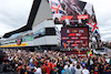 GP GRAN BRETAGNA, 1st place Carlos Sainz Jr (ESP) Ferrari F1-75, with 2nd place Sergio Perez (MEX) Red Bull Racing RB18 e 3rd place Lewis Hamilton (GBR) Mercedes AMG F1 W13.
03.07.2022. Formula 1 World Championship, Rd 10, British Grand Prix, Silverstone, England, Gara Day.
- www.xpbimages.com, EMail: requests@xpbimages.com ¬© Copyright: Batchelor / XPB Images