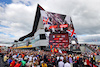 GP GRAN BRETAGNA, The podium (L to R): Sergio Perez (MEX) Red Bull Racing, second; Carlos Sainz Jr (ESP) Ferrari, vincitore; Lewis Hamilton (GBR) Mercedes AMG F1, third.
03.07.2022. Formula 1 World Championship, Rd 10, British Grand Prix, Silverstone, England, Gara Day.
- www.xpbimages.com, EMail: requests@xpbimages.com © Copyright: Moy / XPB Images