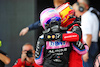 GP GRAN BRETAGNA, Gara winner Carlos Sainz Jr (ESP) Ferrari celebrates in parc ferme with Fernando Alonso (ESP) Alpine F1 Team.
03.07.2022. Formula 1 World Championship, Rd 10, British Grand Prix, Silverstone, England, Gara Day.
 - www.xpbimages.com, EMail: requests@xpbimages.com © Copyright: Coates / XPB Images