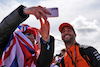GP GRAN BRETAGNA, Daniel Ricciardo (AUS) McLaren with fans.
03.07.2022. Formula 1 World Championship, Rd 10, British Grand Prix, Silverstone, England, Gara Day.
- www.xpbimages.com, EMail: requests@xpbimages.com © Copyright: Rew / XPB Images