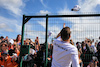 GP GRAN BRETAGNA, George Russell (GBR) Mercedes AMG F1 with fans.
03.07.2022. Formula 1 World Championship, Rd 10, British Grand Prix, Silverstone, England, Gara Day.
- www.xpbimages.com, EMail: requests@xpbimages.com © Copyright: Rew / XPB Images