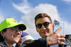 GP GRAN BRETAGNA, George Russell (GBR) Mercedes AMG F1 with fans.
03.07.2022. Formula 1 World Championship, Rd 10, British Grand Prix, Silverstone, England, Gara Day.
- www.xpbimages.com, EMail: requests@xpbimages.com © Copyright: Rew / XPB Images