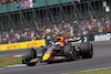 GP GRAN BRETAGNA, Max Verstappen (NLD) Red Bull Racing RB18.
03.07.2022. Formula 1 World Championship, Rd 10, British Grand Prix, Silverstone, England, Gara Day.
- www.xpbimages.com, EMail: requests@xpbimages.com © Copyright: Rew / XPB Images
