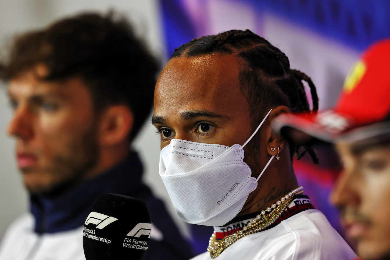 GP GRAN BRETAGNA, Lewis Hamilton (GBR) Mercedes AMG F1  in the FIA Press Conference.
30.06.2022. Formula 1 World Championship, Rd 10, British Grand Prix, Silverstone, England, Preparation Day.
- www.xpbimages.com, EMail: requests@xpbimages.com © Copyright: Moy / XPB Images