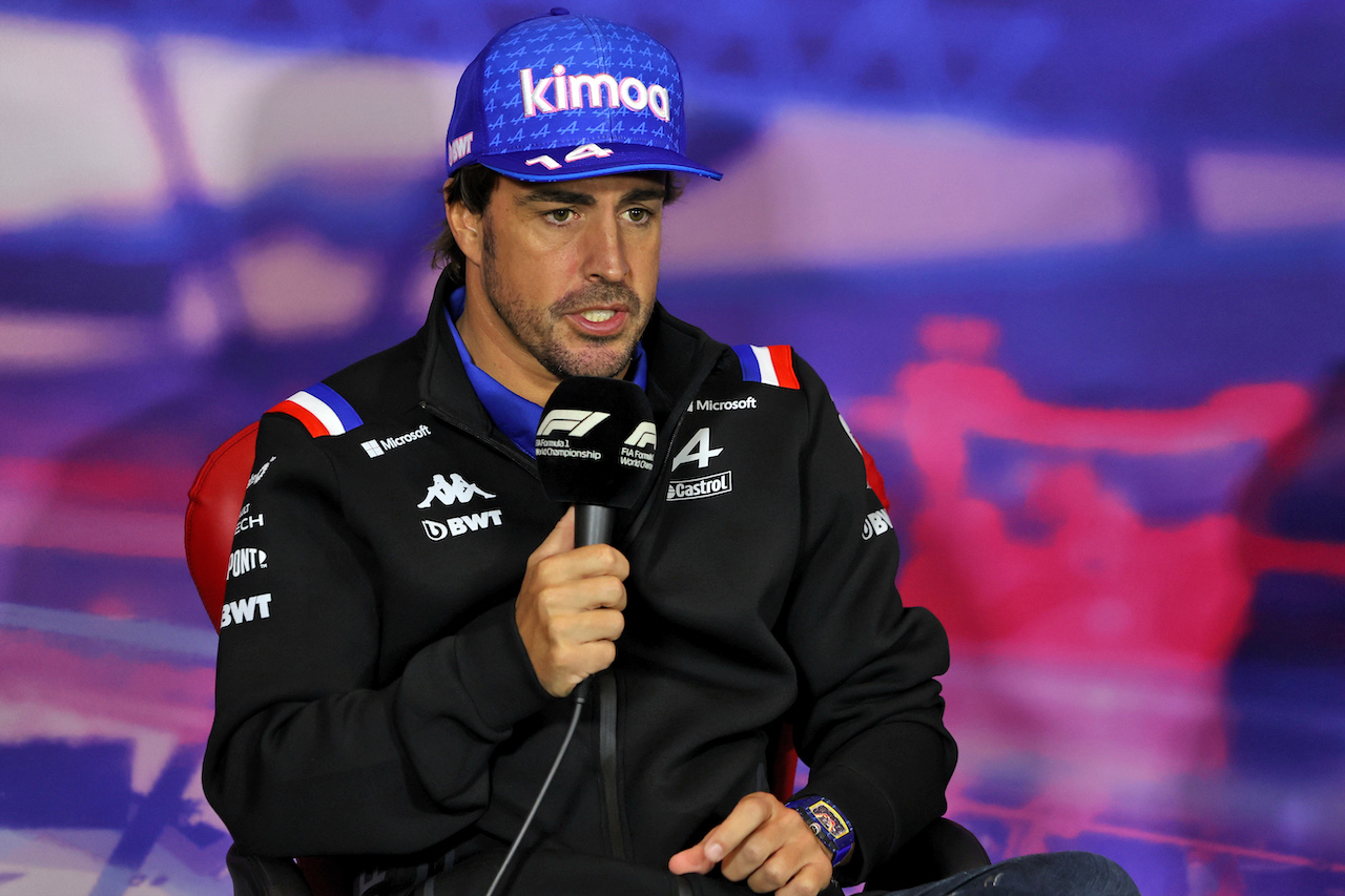 GP GRAN BRETAGNA, Fernando Alonso (ESP) Alpine F1 Team in the FIA Press Conference.
30.06.2022. Formula 1 World Championship, Rd 10, British Grand Prix, Silverstone, England, Preparation Day.
- www.xpbimages.com, EMail: requests@xpbimages.com © Copyright: Moy / XPB Images
