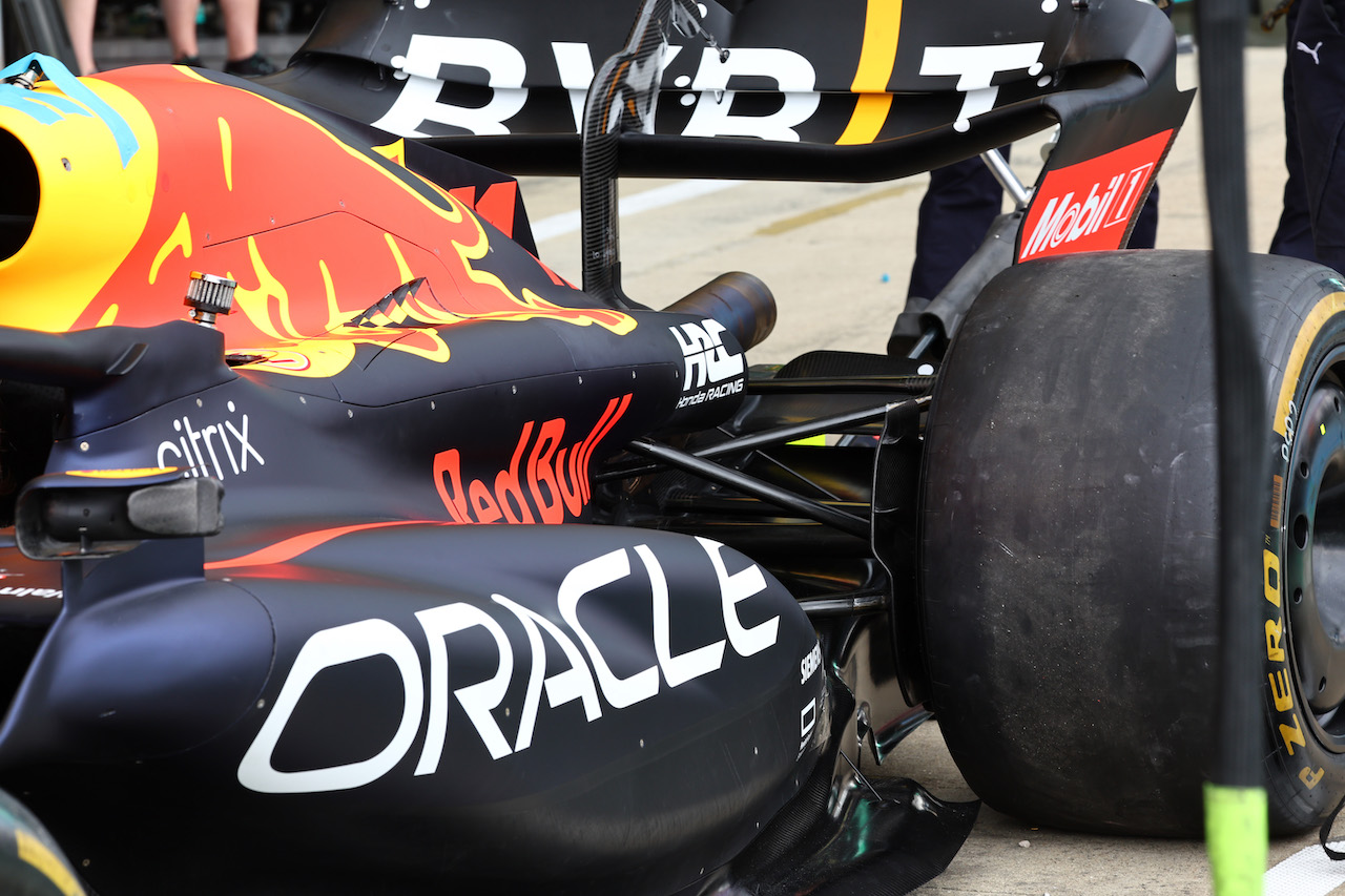 GP GRAN BRETAGNA, Red Bull Racing RB18.
30.06.2022. Formula 1 World Championship, Rd 10, British Grand Prix, Silverstone, England, Preparation Day.
- www.xpbimages.com, EMail: requests@xpbimages.com © Copyright: Batchelor / XPB Images