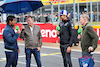 GP GRAN BRETAGNA, (L to R): Karun Chandhok (IND) Sky Sports F1 Presenter; Martin Brundle (GBR) Sky Sports Commentator; Esteban Ocon (FRA) Alpine F1 Team; e Simon Lazenby (GBR) Sky Sports F1 TV Presenter.
30.06.2022. Formula 1 World Championship, Rd 10, British Grand Prix, Silverstone, England, Preparation Day.
 - www.xpbimages.com, EMail: requests@xpbimages.com © Copyright: Coates / XPB Images