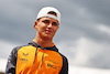 GP GRAN BRETAGNA, Lando Norris (GBR) McLaren walks the circuit.
30.06.2022. Formula 1 World Championship, Rd 10, British Grand Prix, Silverstone, England, Preparation Day.
- www.xpbimages.com, EMail: requests@xpbimages.com © Copyright: Moy / XPB Images
