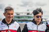 GP GRAN BRETAGNA, Guanyu Zhou (CHN) Alfa Romeo F1 Team walks the circuit with the team.
30.06.2022. Formula 1 World Championship, Rd 10, British Grand Prix, Silverstone, England, Preparation Day.
- www.xpbimages.com, EMail: requests@xpbimages.com © Copyright: Bearne / XPB Images