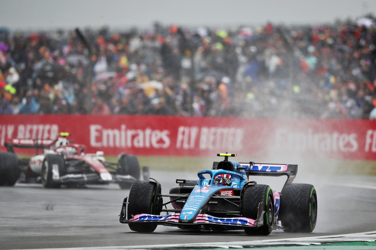 GP GRAN BRETAGNA, Esteban Ocon (FRA) Alpine F1 Team A522.
02.07.2022. Formula 1 World Championship, Rd 10, British Grand Prix, Silverstone, England, Qualifiche Day.
 - www.xpbimages.com, EMail: requests@xpbimages.com © Copyright: Coates / XPB Images