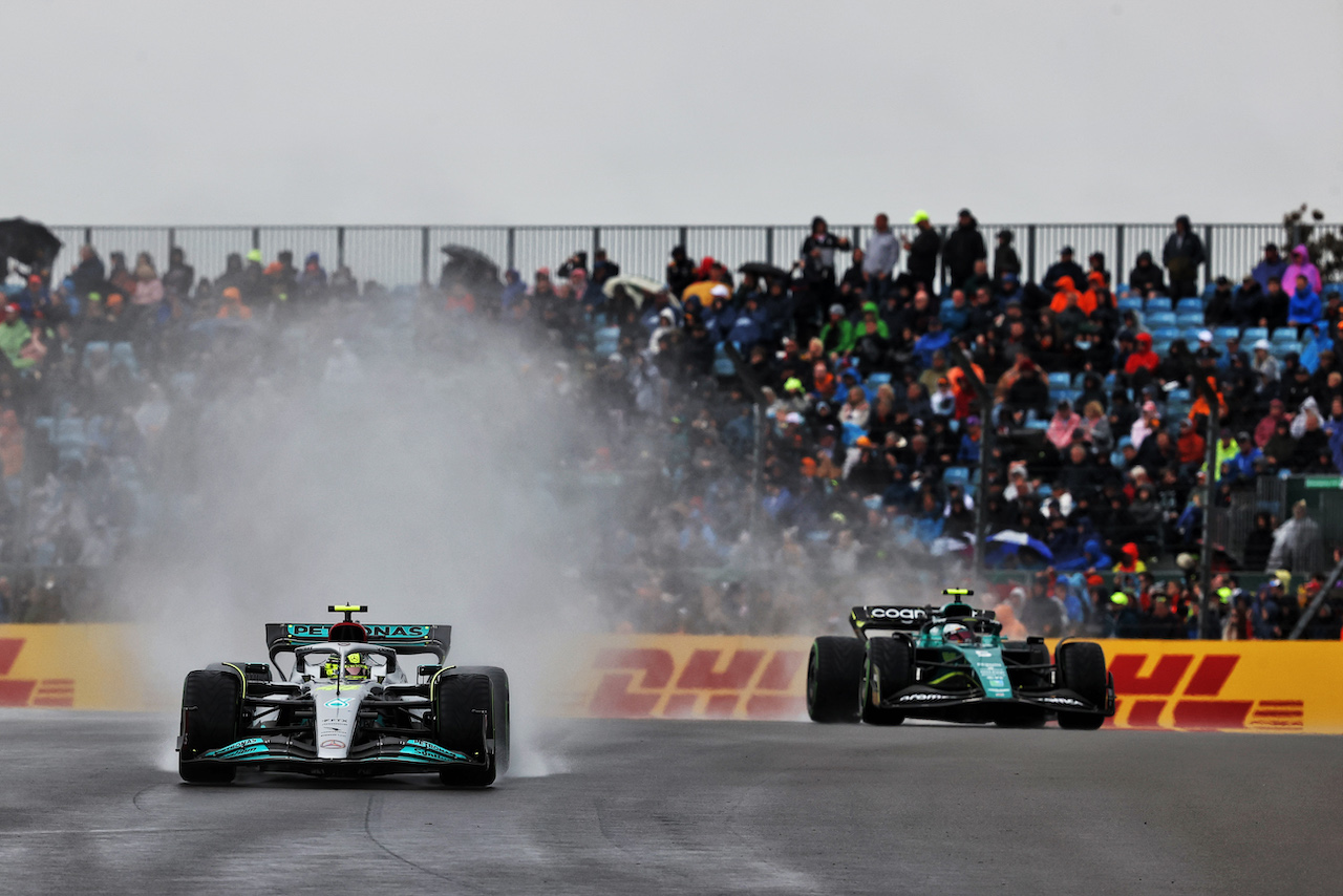 GP GRAN BRETAGNA, Lewis Hamilton (GBR) Mercedes AMG F1 W13.
02.07.2022. Formula 1 World Championship, Rd 10, British Grand Prix, Silverstone, England, Qualifiche Day.
- www.xpbimages.com, EMail: requests@xpbimages.com © Copyright: Moy / XPB Images