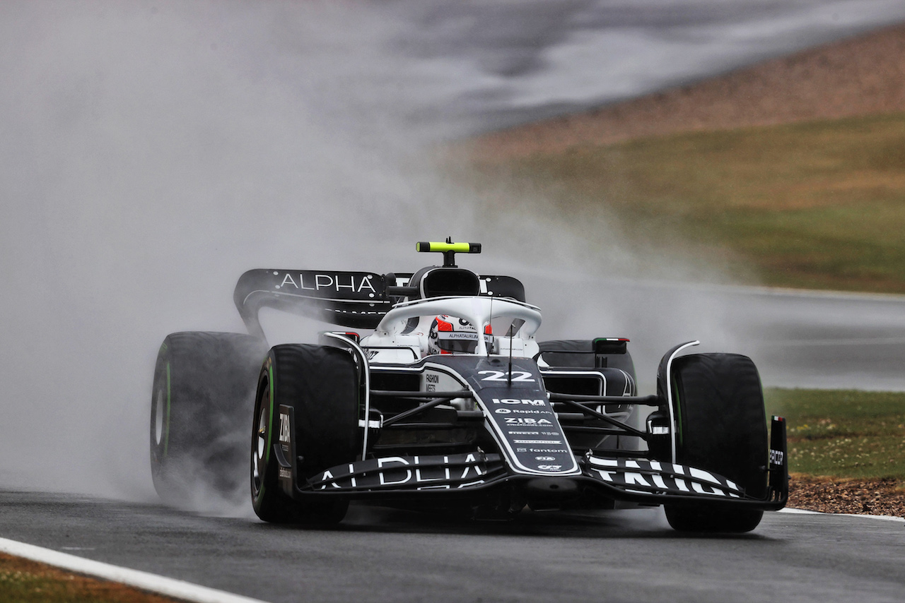 GP GRAN BRETAGNA, Yuki Tsunoda (JPN) AlphaTauri AT03.
02.07.2022. Formula 1 World Championship, Rd 10, British Grand Prix, Silverstone, England, Qualifiche Day.
- www.xpbimages.com, EMail: requests@xpbimages.com © Copyright: Moy / XPB Images