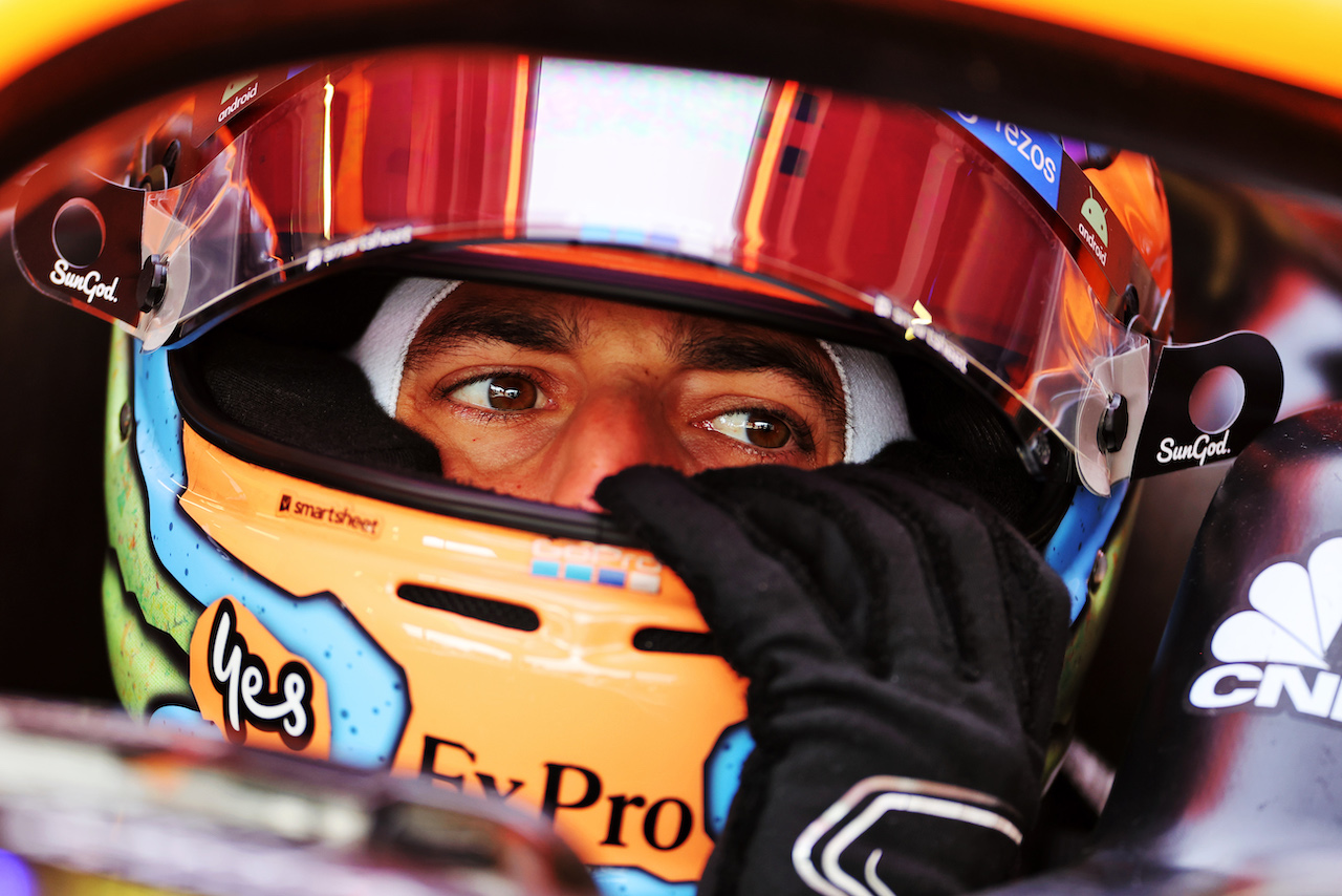 GP GRAN BRETAGNA, Daniel Ricciardo (AUS) McLaren MCL36.
02.07.2022. Formula 1 World Championship, Rd 10, British Grand Prix, Silverstone, England, Qualifiche Day.
- www.xpbimages.com, EMail: requests@xpbimages.com © Copyright: Davenport / XPB Images