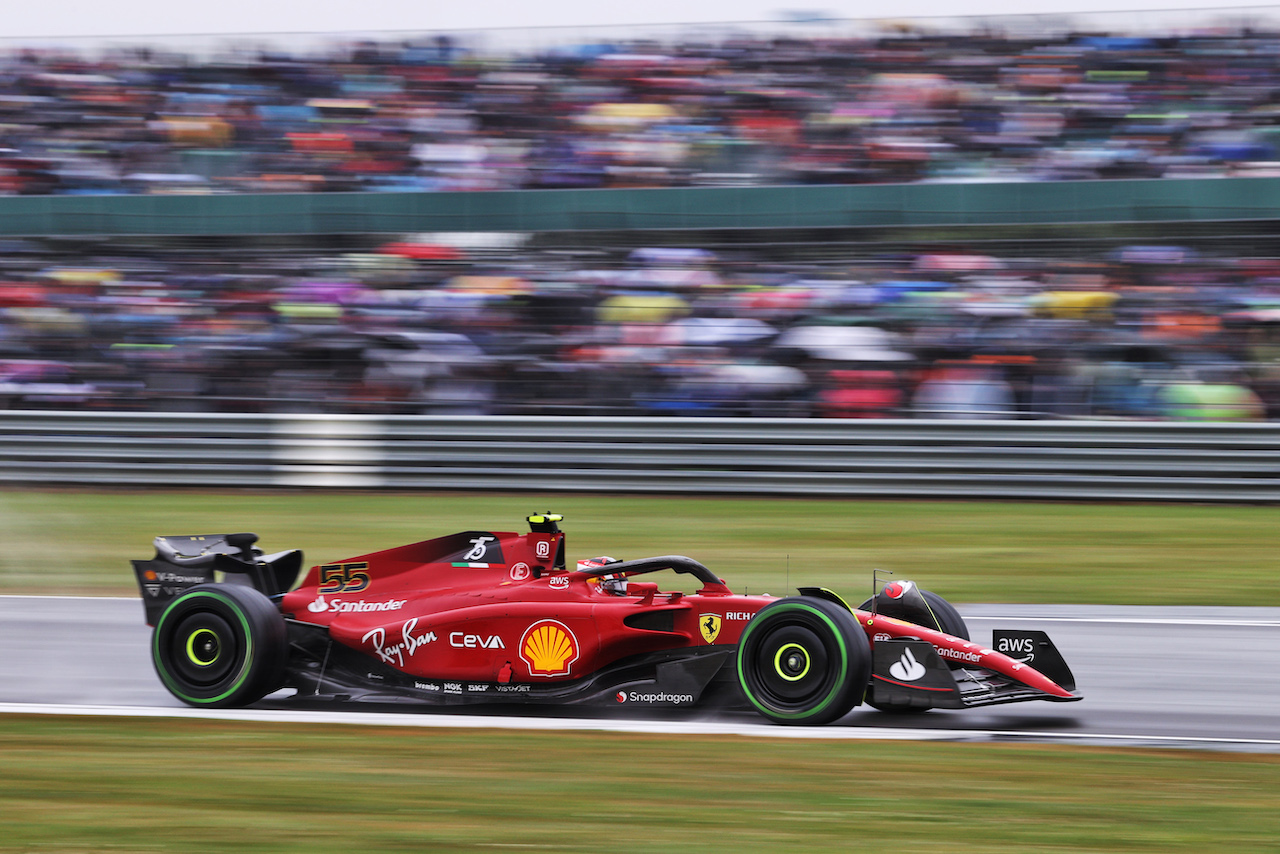GP GRAN BRETAGNA, Carlos Sainz Jr (ESP) Ferrari F1-75.
02.07.2022. Formula 1 World Championship, Rd 10, British Grand Prix, Silverstone, England, Qualifiche Day.
- www.xpbimages.com, EMail: requests@xpbimages.com © Copyright: Moy / XPB Images