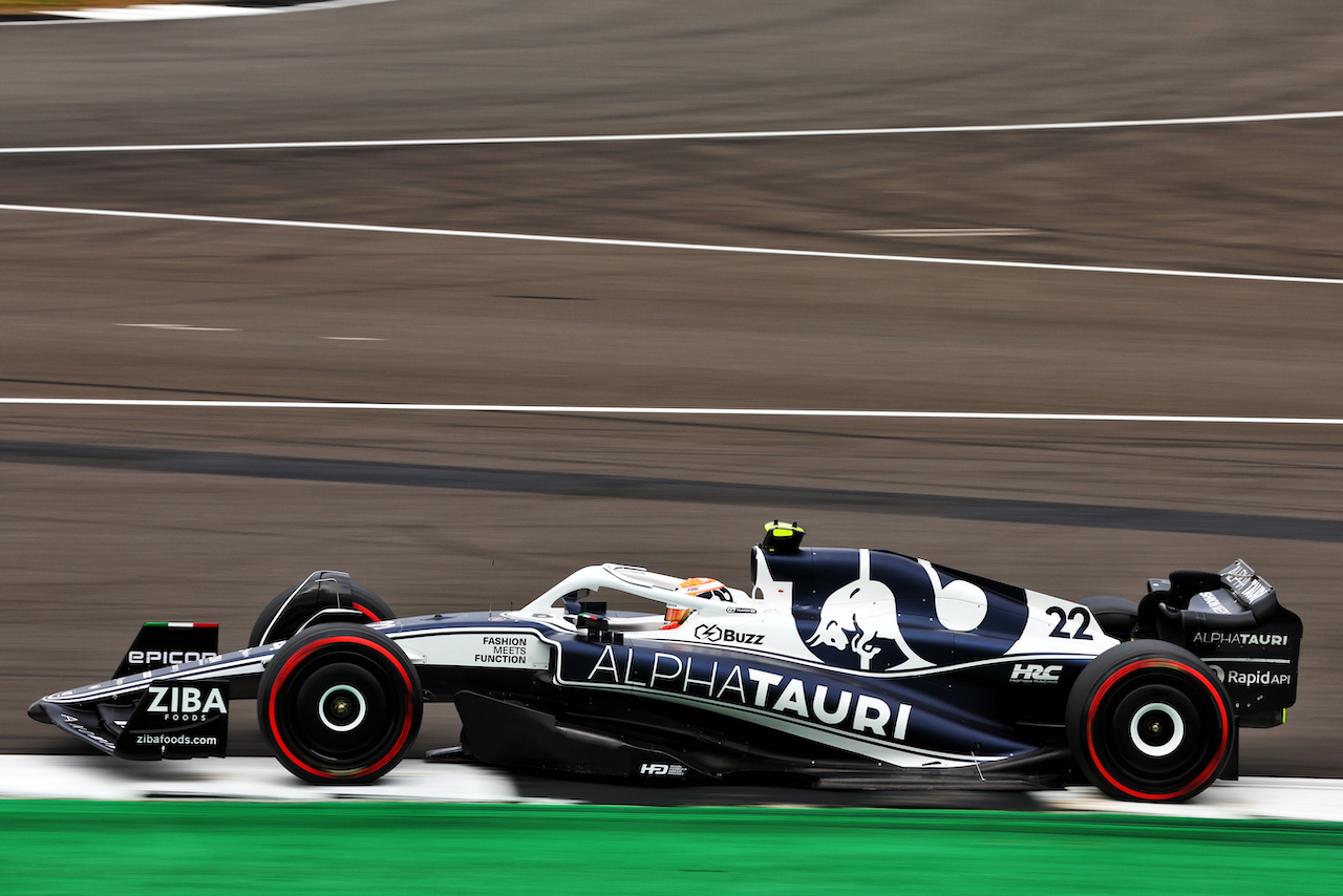 GP GRAN BRETAGNA, Yuki Tsunoda (JPN) AlphaTauri AT03.
02.07.2022. Formula 1 World Championship, Rd 10, British Grand Prix, Silverstone, England, Qualifiche Day.
- www.xpbimages.com, EMail: requests@xpbimages.com © Copyright: Batchelor / XPB Images