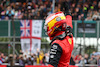 GP GRAN BRETAGNA, Pole for Carlos Sainz Jr (ESP) Ferrari F1-75.
02.07.2022. Formula 1 World Championship, Rd 10, British Grand Prix, Silverstone, England, Qualifiche Day.
- www.xpbimages.com, EMail: requests@xpbimages.com ¬© Copyright: Batchelor / XPB Images